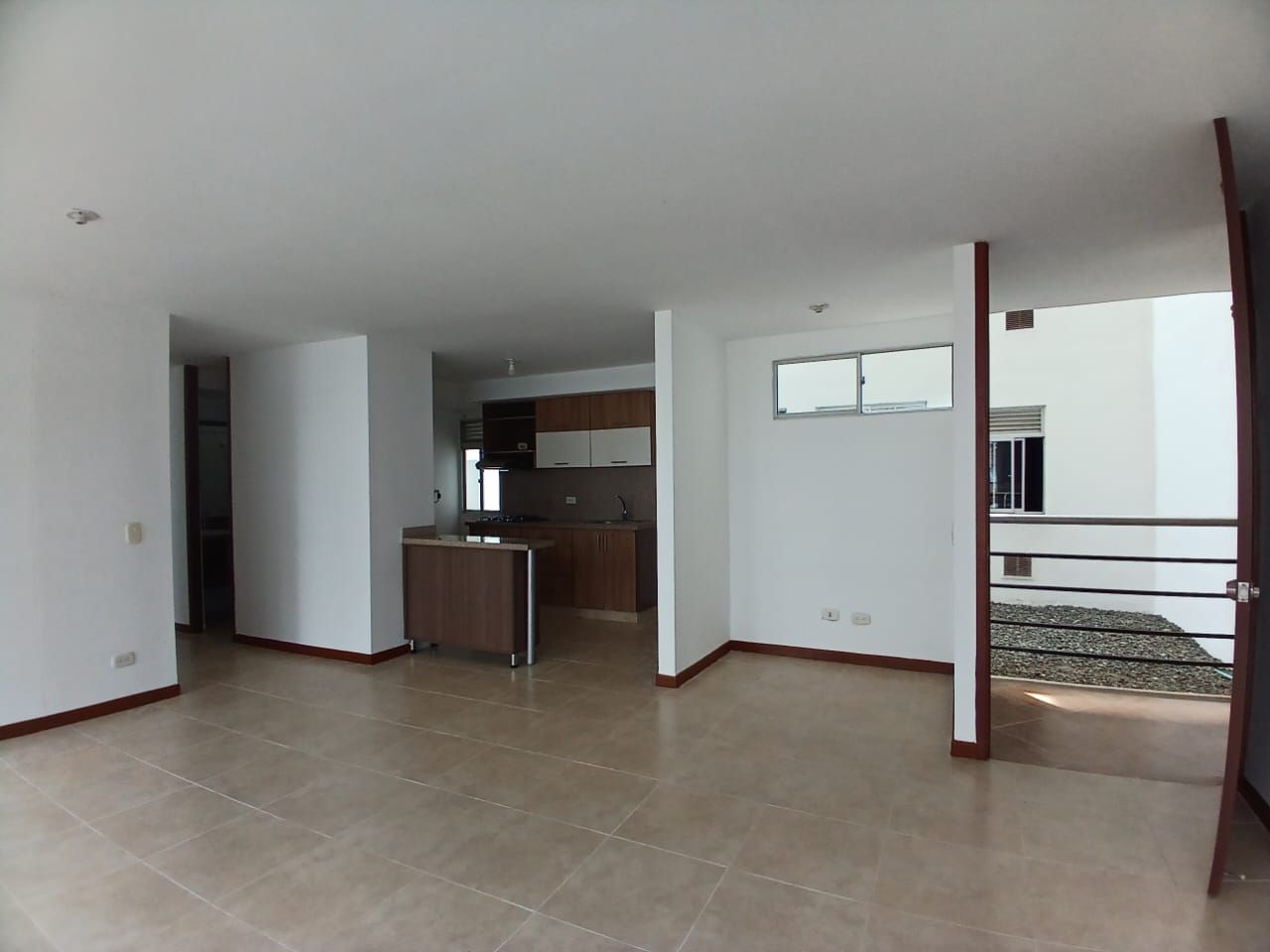 Apartamento en arriendo o venta Risaralda Pereira Pereira 78 m2 Habitaciones 3 Baños 2 Garajes 2 Precio venta $360000000 Precio arriendo $2100000