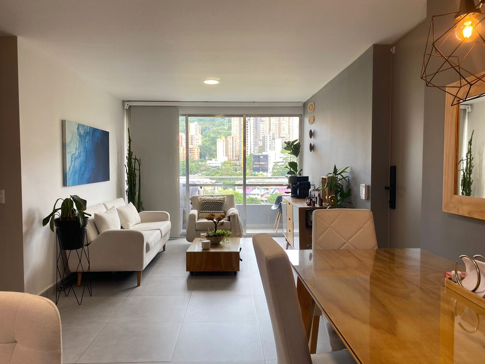 Apartamento en arriendo Antioquia Medellín Villa Carlota 87 m2 Habitaciones 3 Baños 2 Garajes 2 Precio $3750000