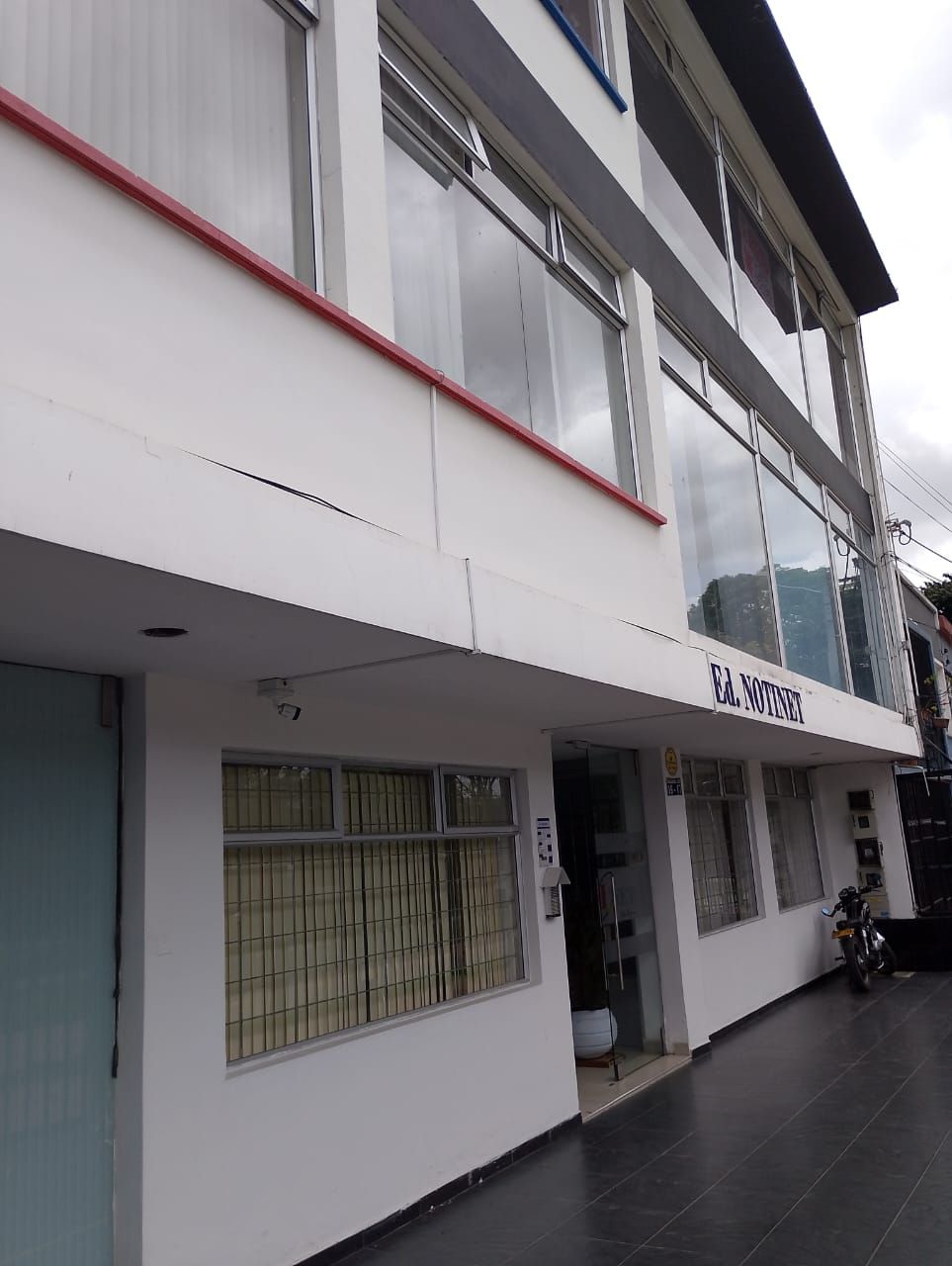 Oficina en arriendo Cundinamarca Bogotá La Soledad 120 m2 Habitaciones 0 Baños 2 Garajes 2 Precio $2800000