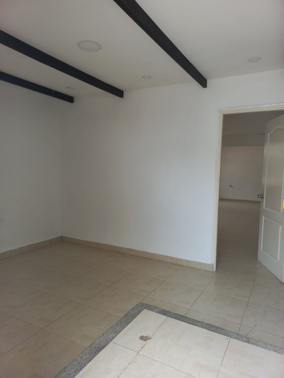 Local en arriendo Atlántico Barranquilla Paraiso 73 m2 Habitaciones 0 Baños 1 Garajes 0 Precio $2100000