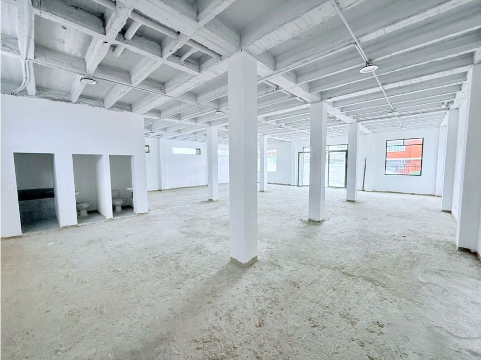 Local en arriendo Cundinamarca Cajicá Puente Vargas 185 m2 Habitaciones 0 Baños 2 Garajes 3 Precio $9000000