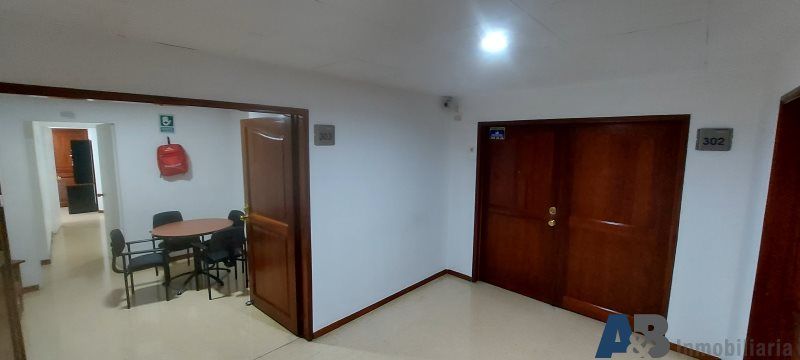 Oficina en arriendo Antioquia Medellín Guayabal 113 m2 Habitaciones 0 Baños 2 Garajes 0 Precio $6300000