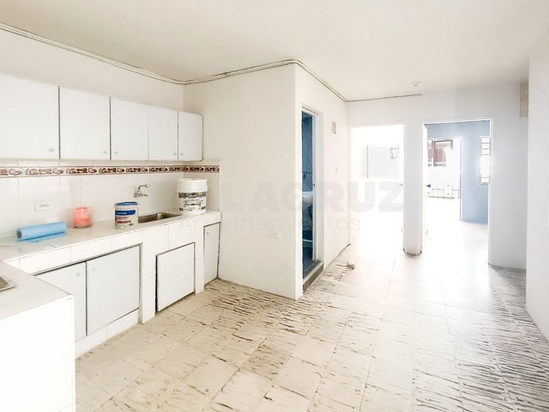 Apartamento en venta Antioquia Medellín Los Alcazares 58 m2 Habitaciones 2 Baños 1 Garajes 0 Precio $250000000