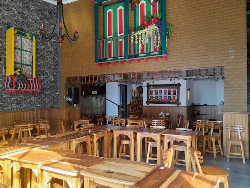 Local en venta Risaralda Pereira San Jose 124 m2 Habitaciones 0 Baños 2 Garajes 3 Precio $580000000