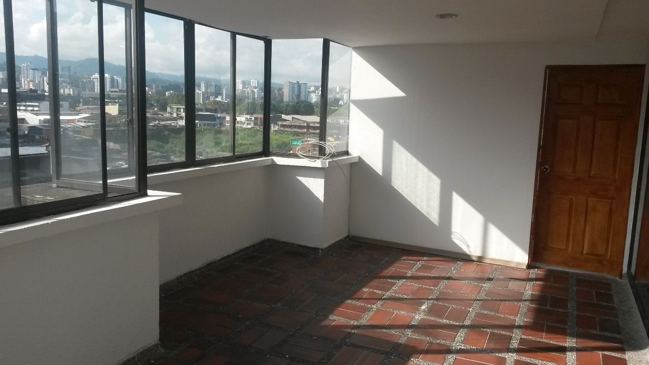 Apartamento en venta Risaralda Pereira Sector Lago Uribe 84 m2 Habitaciones 2 Baños 2 Garajes 2 Precio $190000000