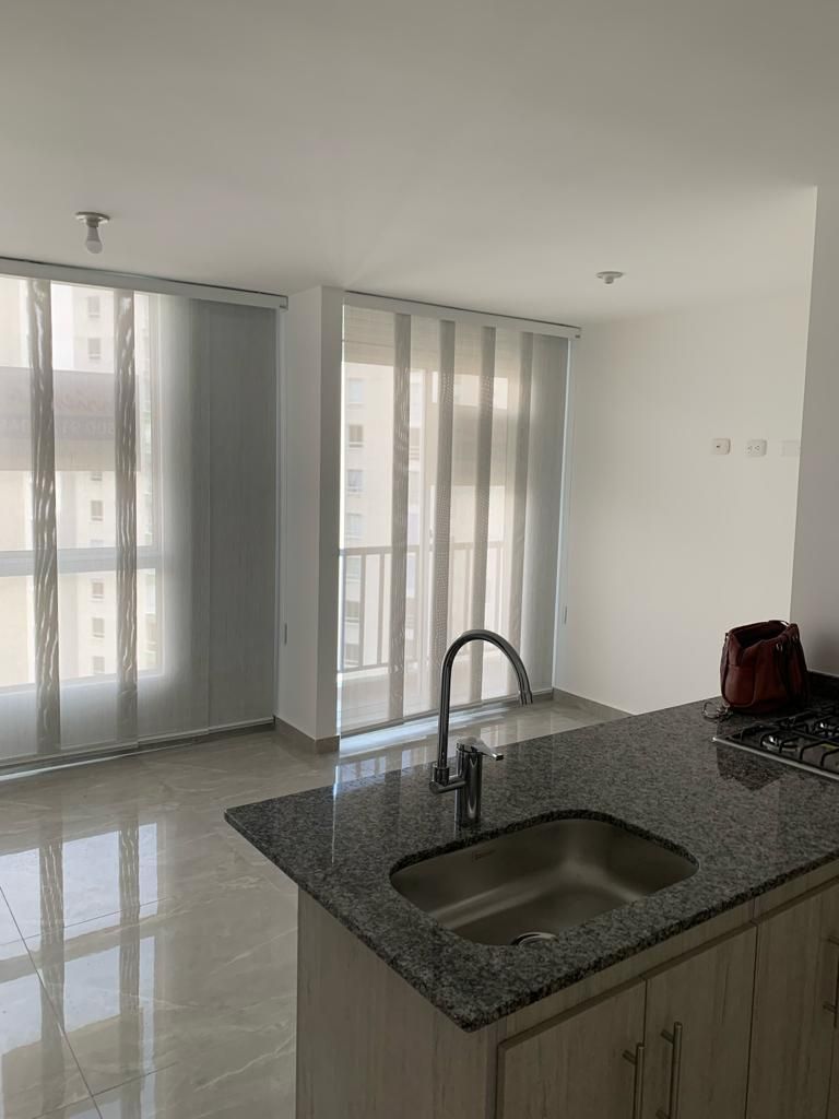 Apartamento en arriendo Risaralda Pereira Pereira 56 m2 Habitaciones 2 Baños 2 Garajes 2 Precio $1300000