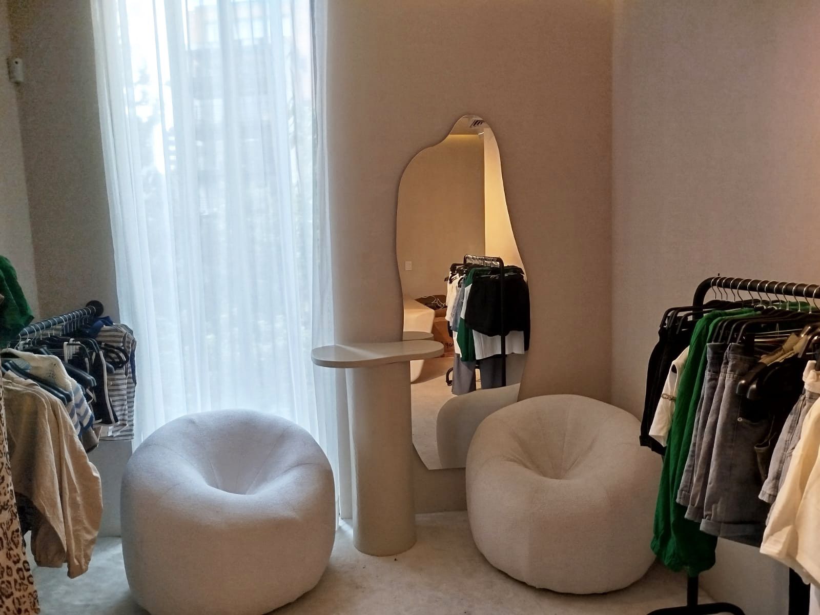 Oficina en arriendo Antioquia Medellín Las Lomas No2 70 m2 Habitaciones 0 Baños 0 Garajes 3 Precio $6700000