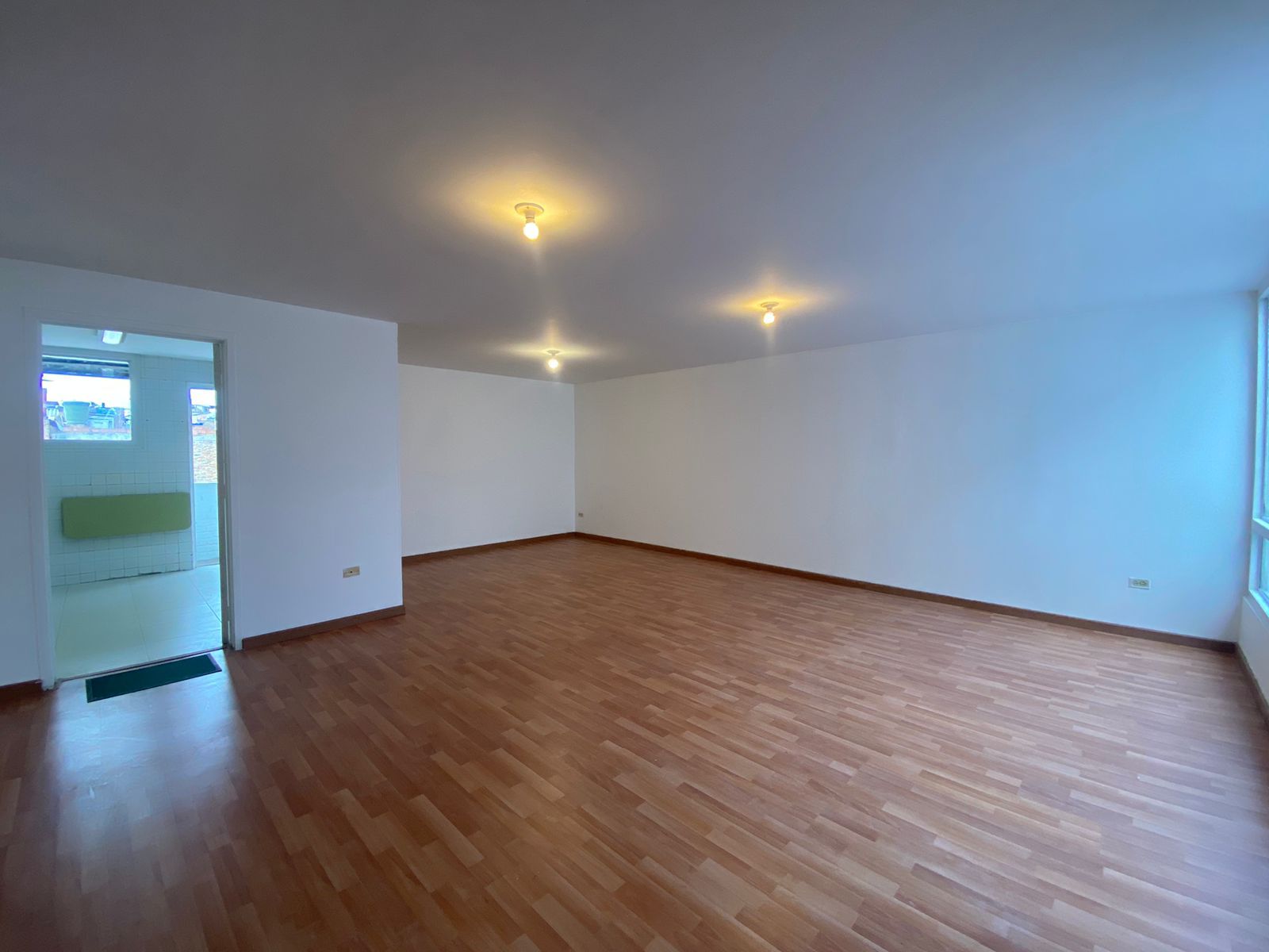 Apartamento en venta Cundinamarca Bogotá Normandia Occidental - Edif Torres De Normandia 106 m2 Habitaciones 3 Baños 2 Garajes 3 Precio $340000000