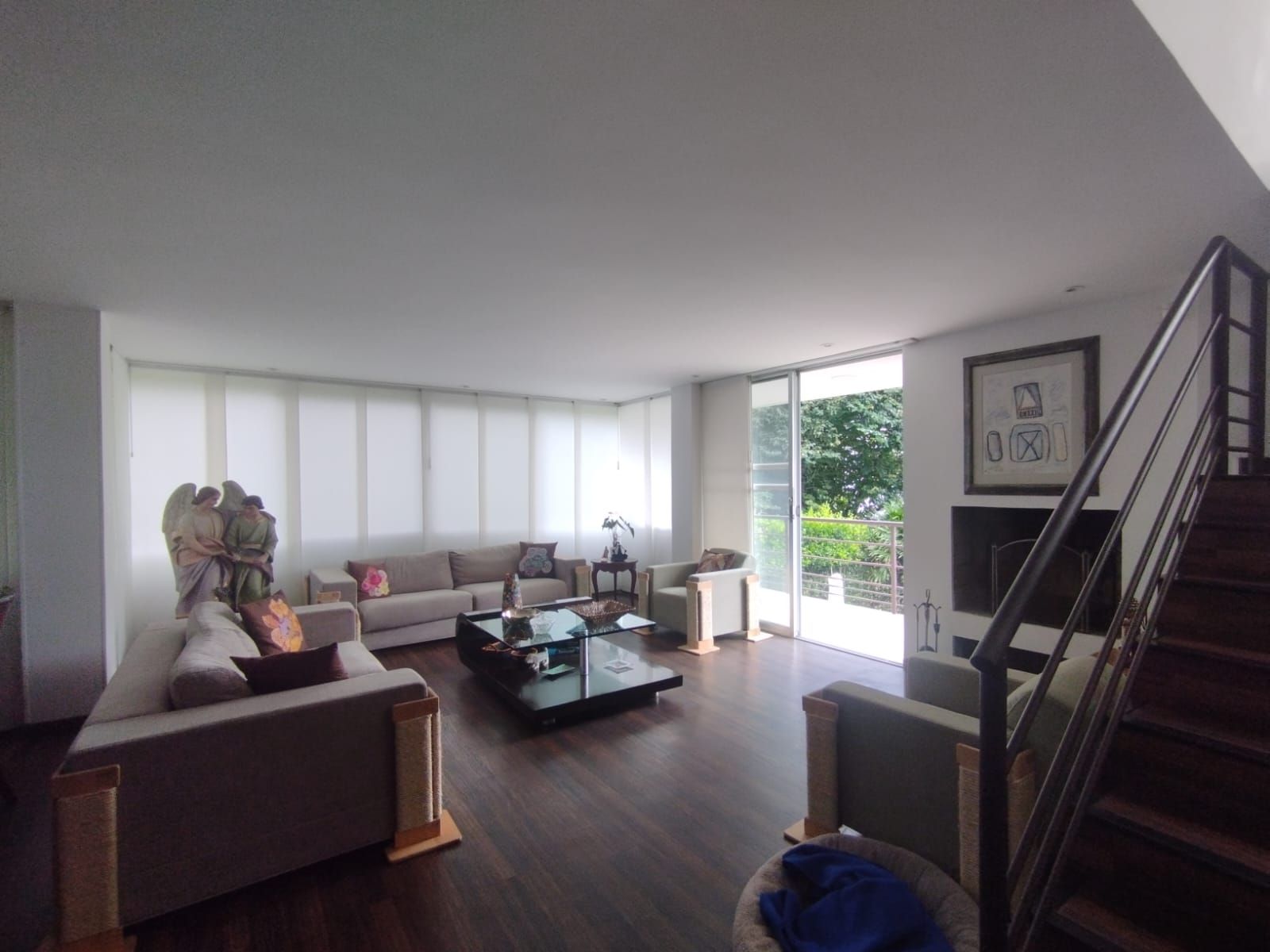 Casa en venta Risaralda Pereira Pinares Alto 505 m2 Habitaciones 3 Baños 8 Garajes 3 Precio $1300000000