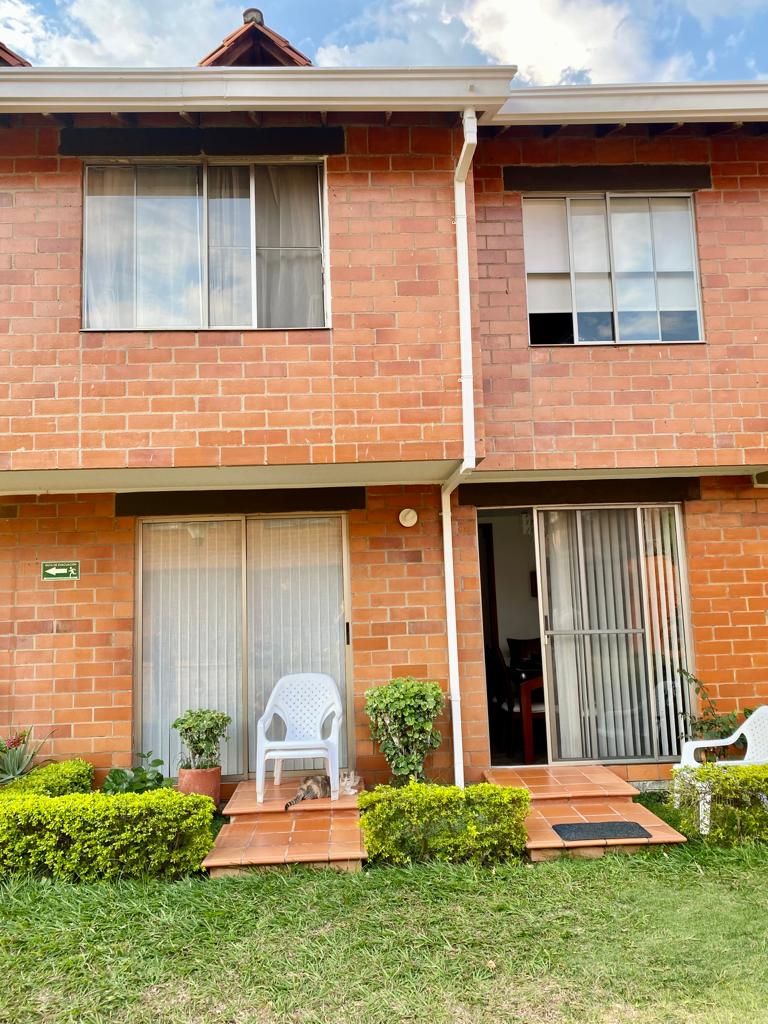 Casa en venta Valle Del Cauca Cali El Ingenio 106 m2 Habitaciones 4 Baños 2 Garajes 1 Precio $490000000