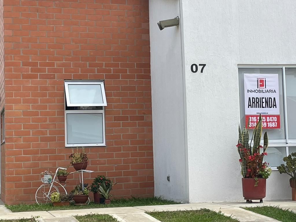 Casa en arriendo Valle Del Cauca Jamundí Juan De Ampudia 100 m2 Habitaciones 3 Baños 3 Garajes 1 Precio $3000000