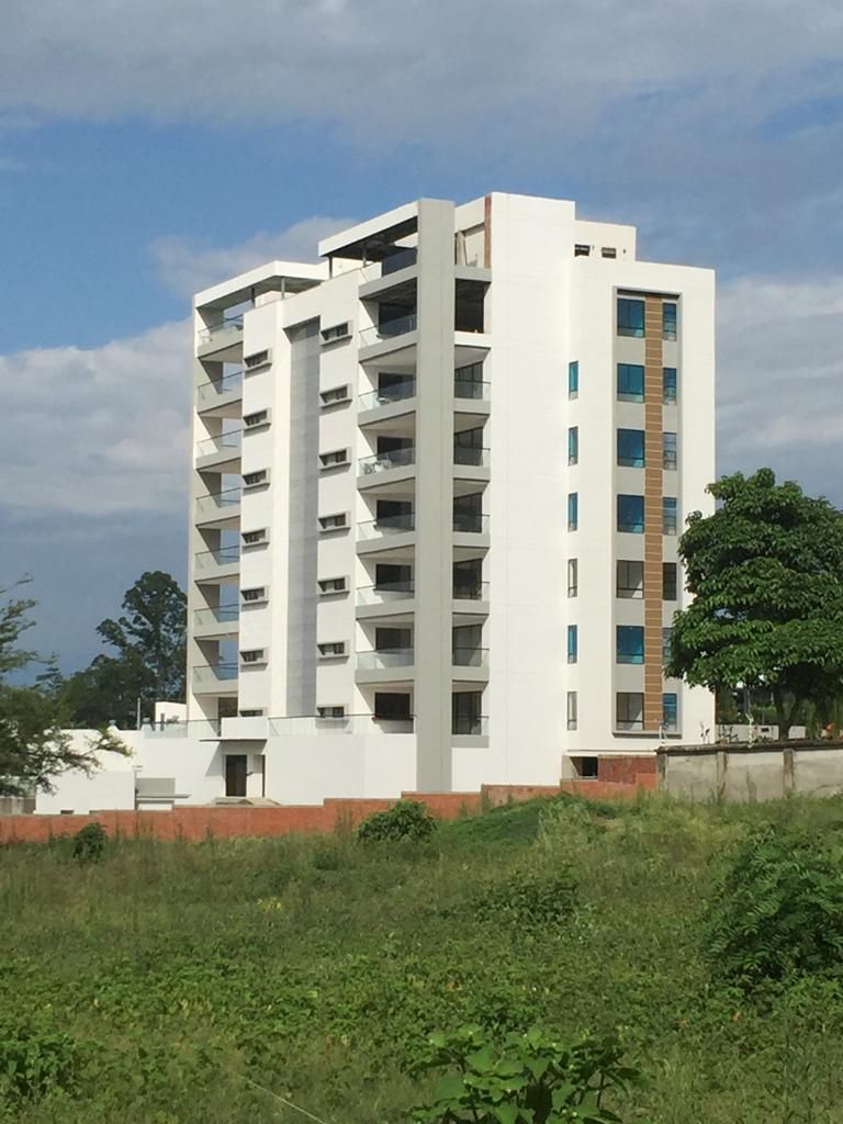 Apartamento en venta Valle Del Cauca Cali Parcelaciones Pance 297 m2 Habitaciones 3 Baños 5 Garajes 3 Precio $2500000000