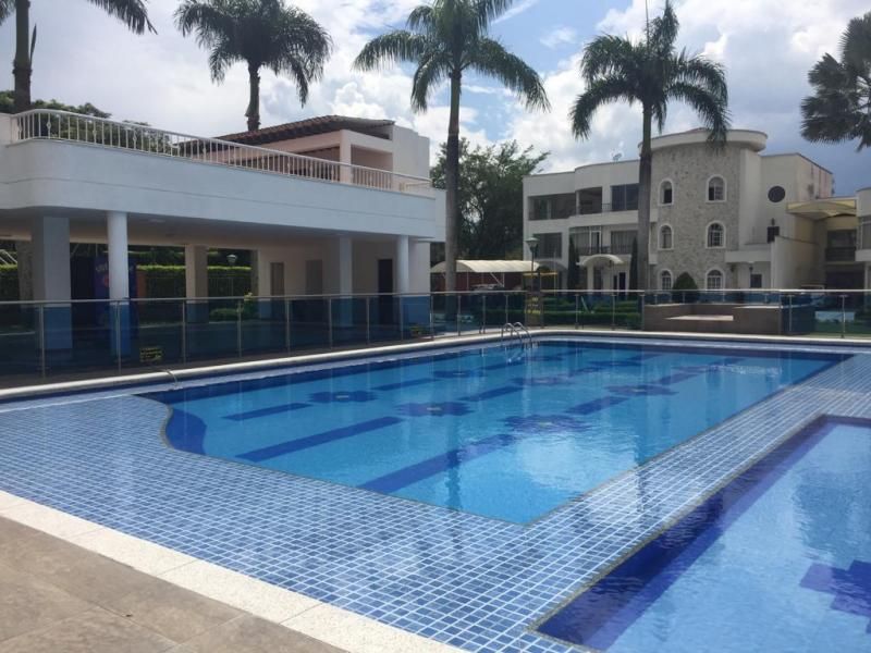 Casa en venta Valle Del Cauca Cali Prados Del Limonar 440 m2 Habitaciones 7 Baños 8 Garajes 9 Precio $1500000000