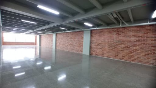 Local en arriendo Antioquia Medellín Shellmar 580 m2 Habitaciones 0 Baños 6 Garajes 9 Precio $44696190