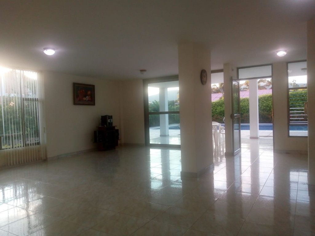 Casa Campestre en venta Cundinamarca Junín Junín 404 m2 Habitaciones 5 Baños 6 Garajes 6 Precio $1000000000