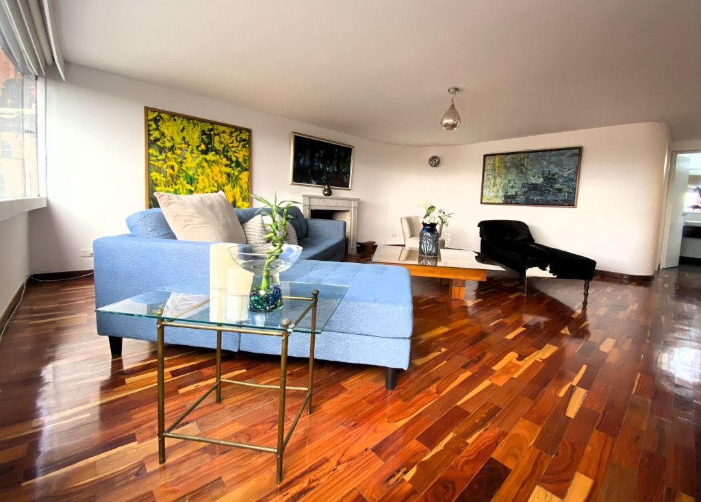 Apartamento en arriendo Cundinamarca Bogotá Los Rosales 230 m2 Habitaciones 4 Baños 4 Garajes 2 Precio $14600000