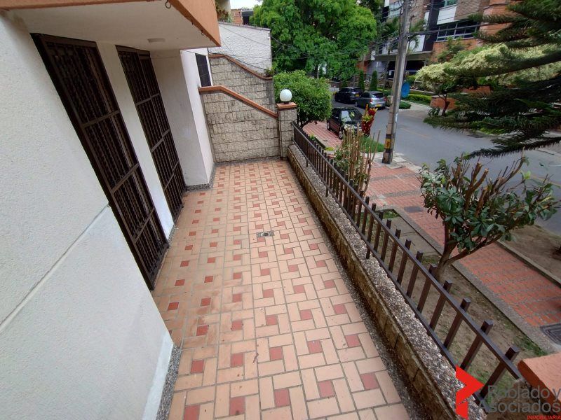 Apartamento en venta Antioquia Medellín Rosales 170 m2 Habitaciones 3 Baños 3 Garajes 1 Precio $870000000
