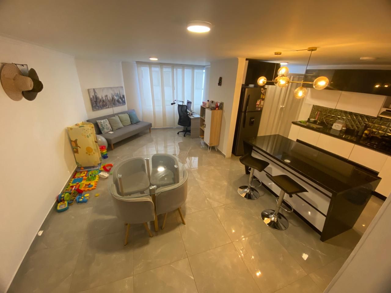 Apartamento en venta Risaralda Pereira La Elvira 115 m2 Habitaciones 2 Baños 2 Garajes 2 Precio $390000000