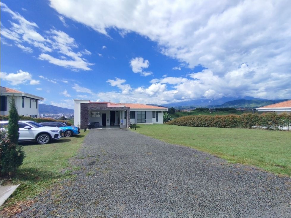 Casa Campestre en venta Risaralda Pereira Pereira 340 m2 Habitaciones 4 Baños 6 Garajes 14 Precio $2200000000