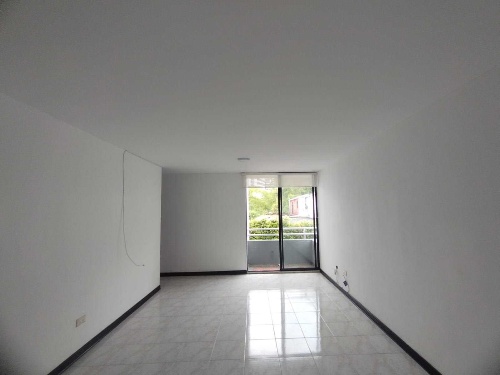 Apartamento en arriendo Risaralda Pereira Los Angeles 89 m2 Habitaciones 3 Baños 2 Garajes 2 Precio $1900000