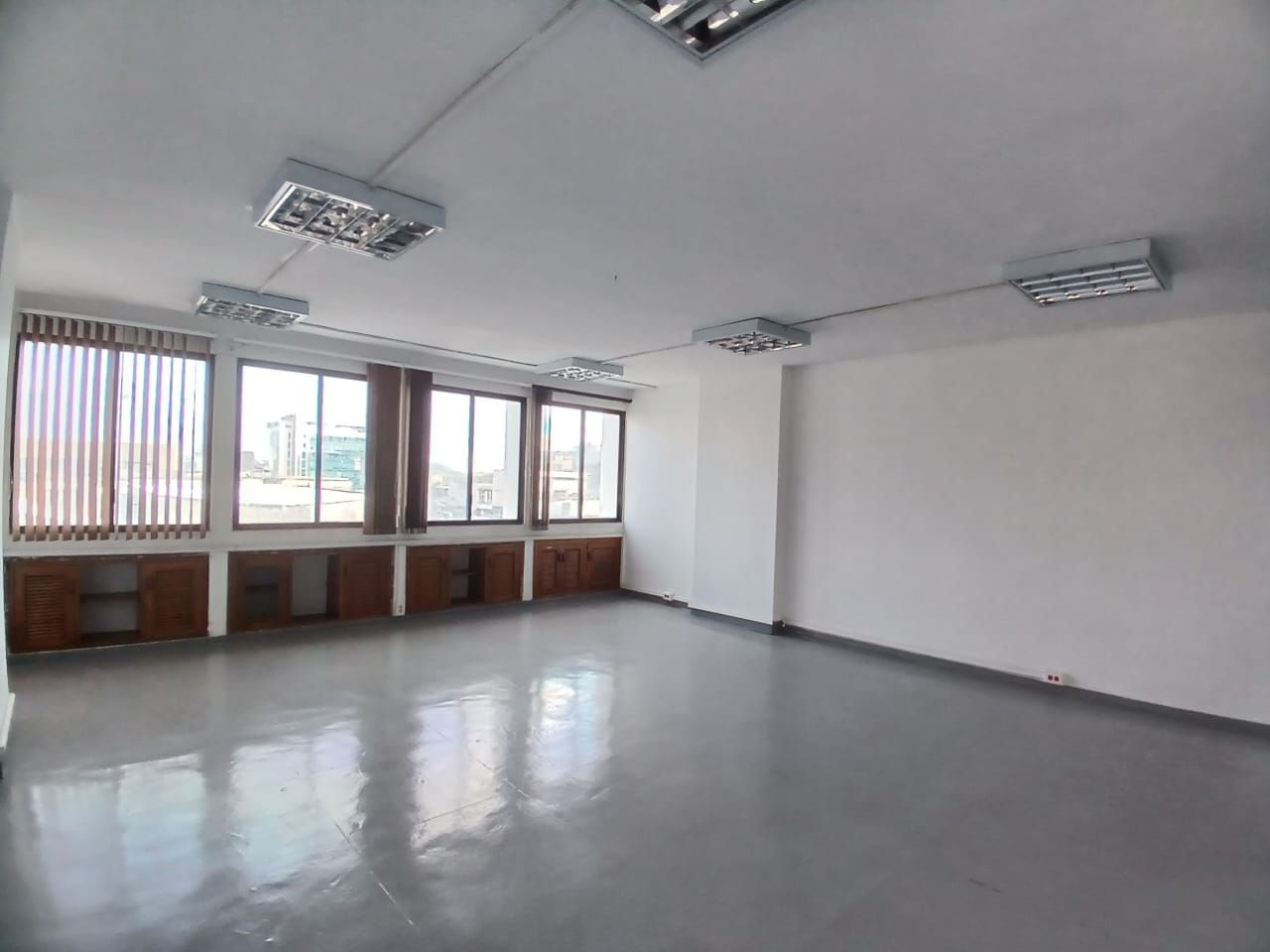Oficina en arriendo Risaralda Pereira Sector Galeria Central 35 m2 Habitaciones 0 Baños 6 Garajes 1 Precio $1750000