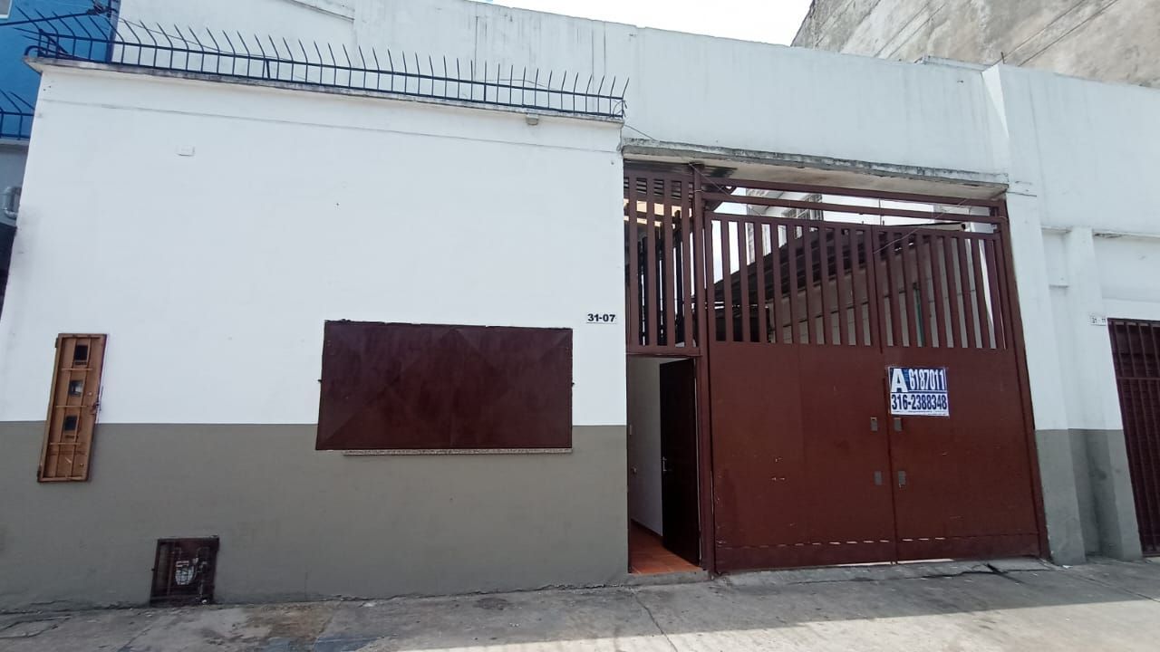 Local en arriendo Santander Bucaramanga Garcia Rovira 499 m2 Habitaciones 0 Baños 2 Garajes 1 Precio $4000000