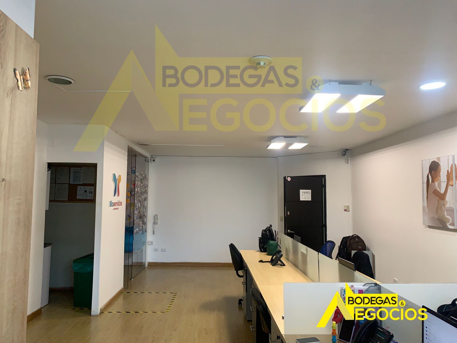 Bodega en arriendo Antioquia Medellín Villa Carlota 73 m2 Habitaciones 0 Baños 2 Garajes 2 Precio $2550000