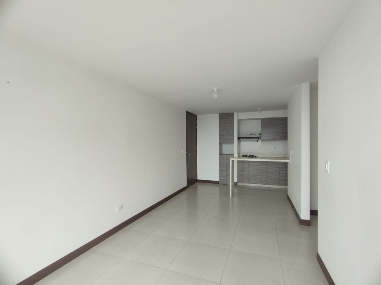 Apartamento en arriendo Risaralda Pereira Ciudad Jardin 71 m2 Habitaciones 3 Baños 2 Garajes 2 Precio $2000000