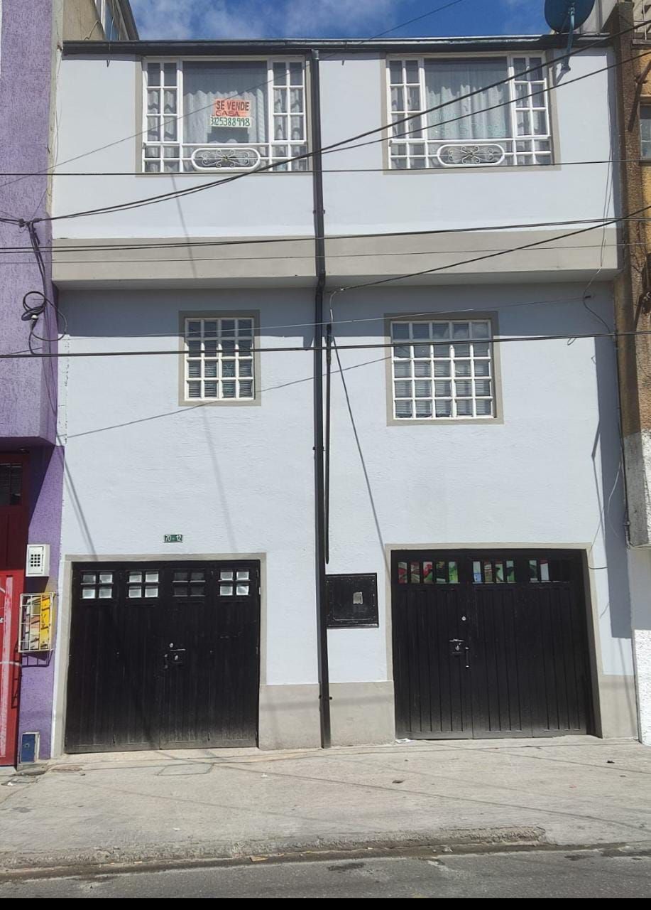 Casa en venta Cundinamarca Bogotá Concepción Norte 240 m2 Habitaciones 5 Baños 6 Garajes 2 Precio $750000000