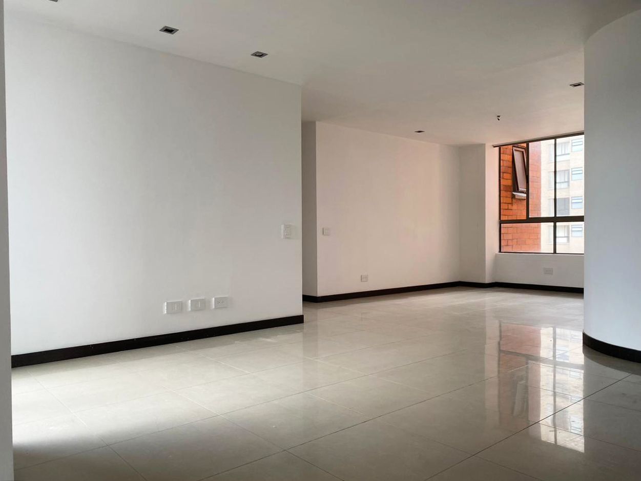 Apartamento en arriendo Antioquia Medellín Santa Maria De Los Angeles 154 m2 Habitaciones 3 Baños 6 Garajes 3 Precio $6350000