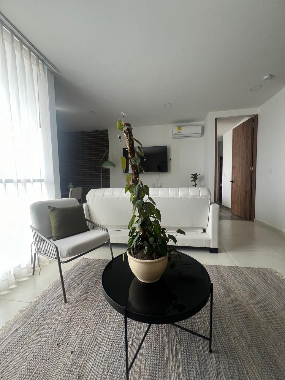 Apartaestudio en arriendo Risaralda Pereira Pereira 63 m2 Habitaciones 1 Baños 2 Garajes 2 Precio $4000000