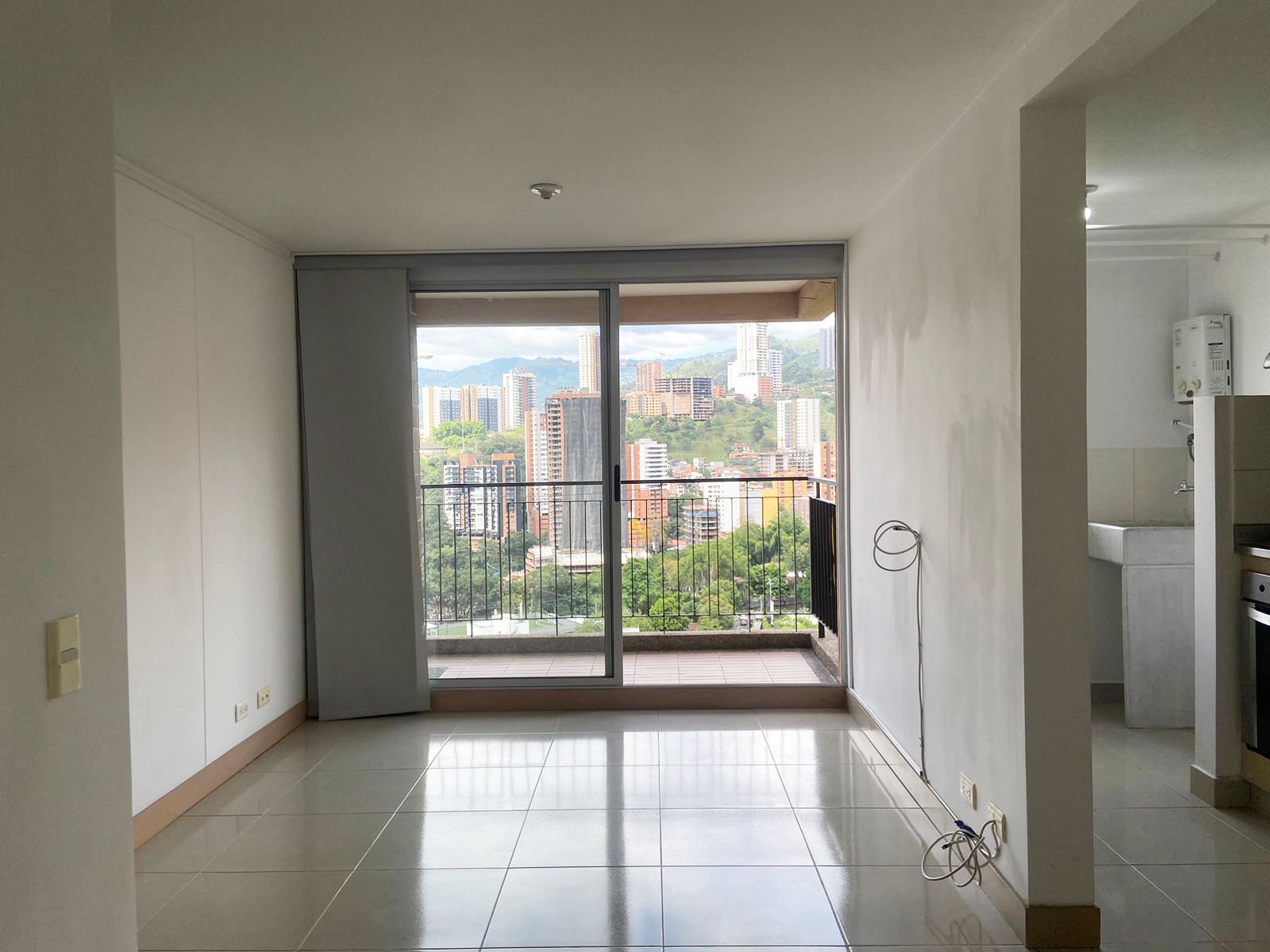 Apartamento en arriendo Antioquia Sabaneta Vereda San José 60 m2 Habitaciones 3 Baños 2 Garajes 2 Precio $2750000