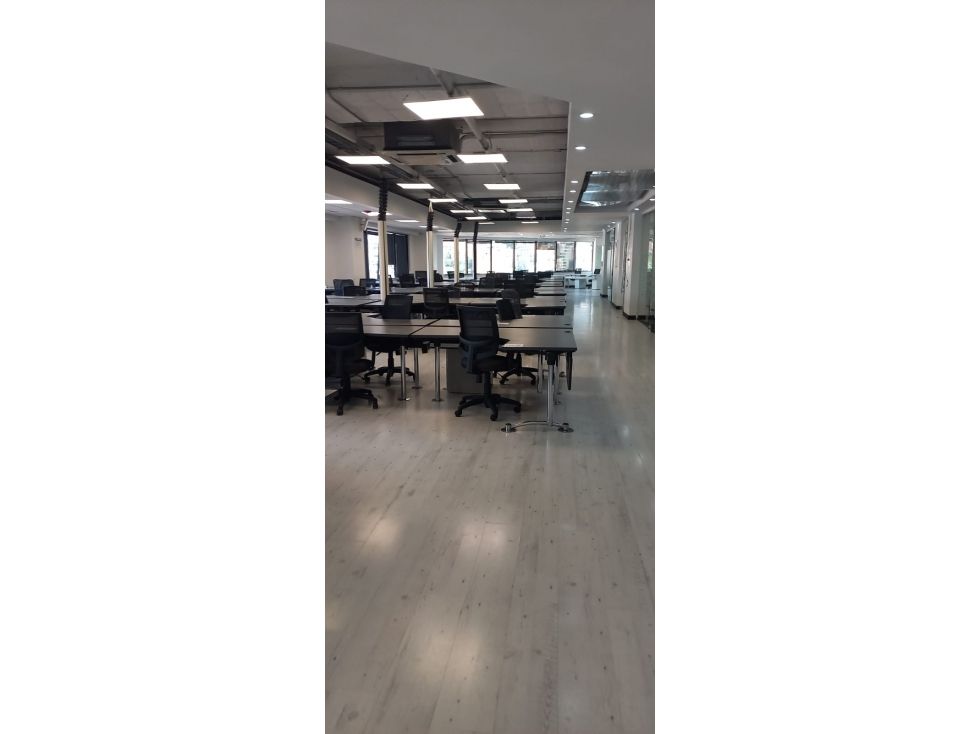 Oficina en arriendo Cundinamarca Bogotá La Porciuncula 377 m2 Habitaciones 0 Baños 10 Garajes 8 Precio $29050500