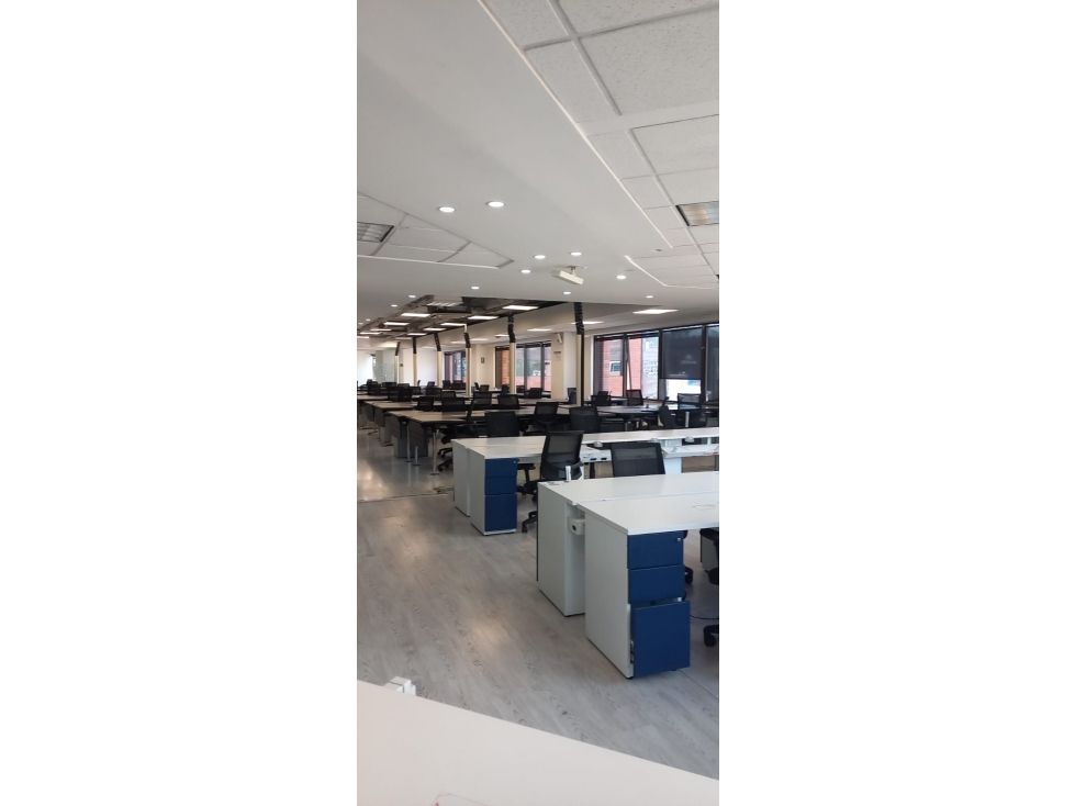 Oficina en arriendo Cundinamarca Bogotá La Porciuncula 388 m2 Habitaciones 0 Baños 10 Garajes 8 Precio $29959500