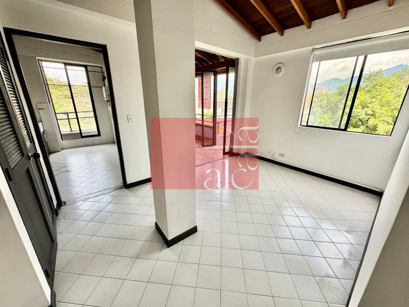 Apartamento en arriendo o venta Antioquia Envigado Las Antillas 90 m2 Habitaciones 3 Baños 2 Garajes 1 Precio venta $500000000 Precio arriendo $3785000