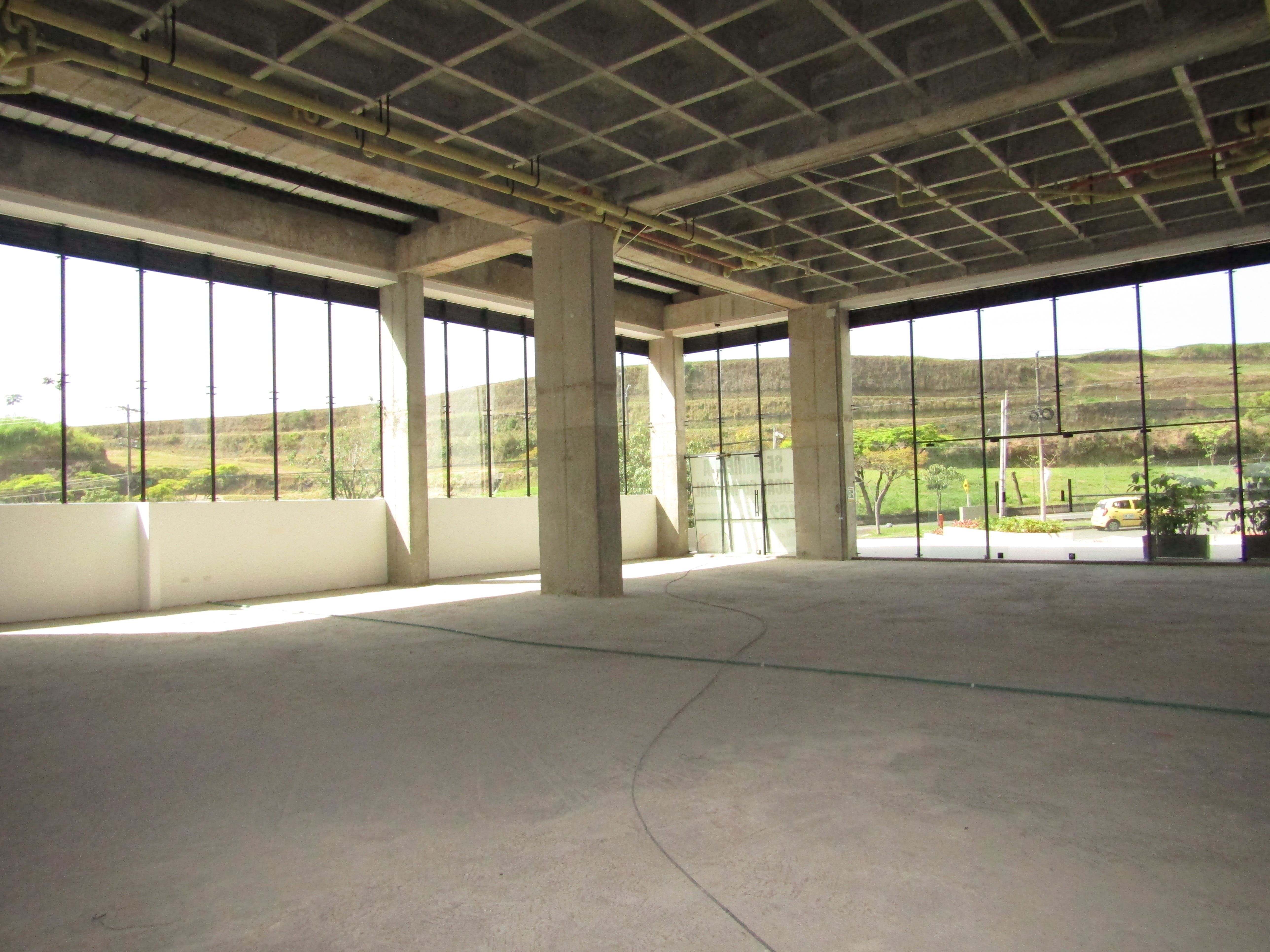 Local en arriendo Risaralda Pereira Avenida 30 De Agosto 762 m2 Habitaciones 0 Baños 2 Garajes 1 Precio $45000000