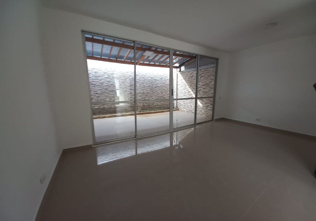 Casa en arriendo Valle Del Cauca Jamundí Libertadores 117 m2 Habitaciones 3 Baños 4 Garajes 2 Precio $1450000