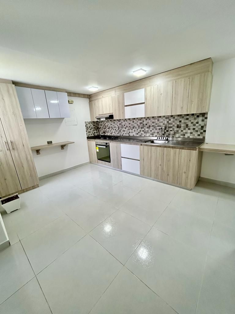 Apartamento en arriendo Risaralda Pereira Pinares De San Martin 110 m2 Habitaciones 3 Baños 2 Garajes 2 Precio $3600000