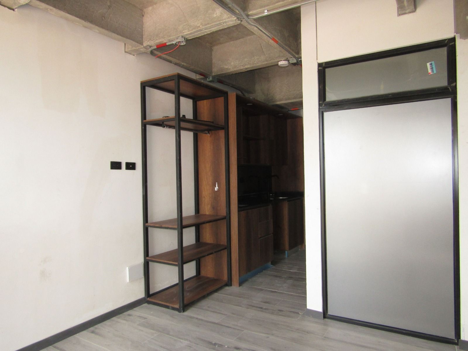 Suite en venta Risaralda Pereira Avenida 30 De Agosto 20 m2 Habitaciones 1 Baños 0 Garajes 2 Precio $225000000