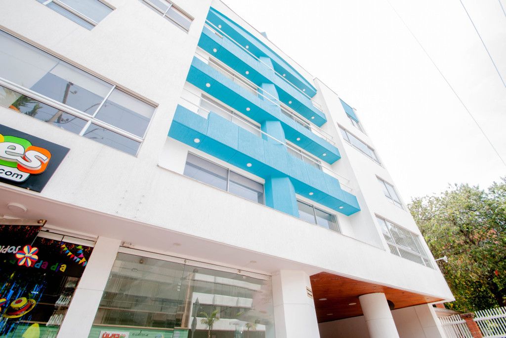 Oficina en arriendo Cundinamarca Bogotá Santa Barbara Central 129 m2 Habitaciones 0 Baños 4 Garajes 2 Precio $7937000