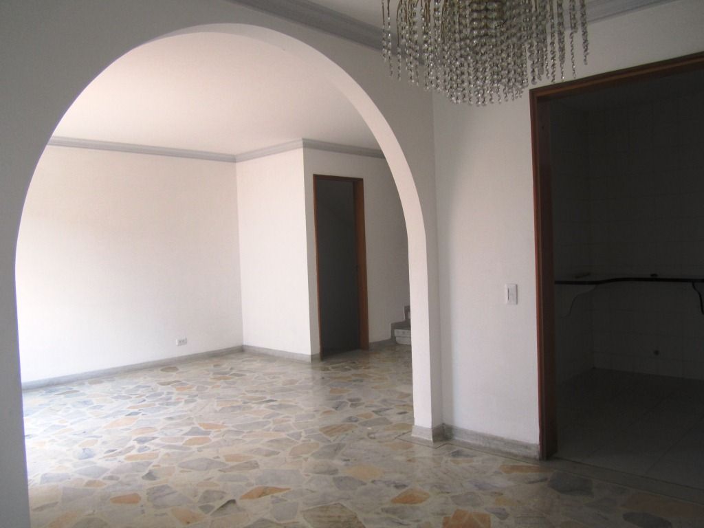 Casa en venta Risaralda Pereira Pinares De San Martin 180 m2 Habitaciones 3 Baños 4 Garajes 2 Precio $550000000