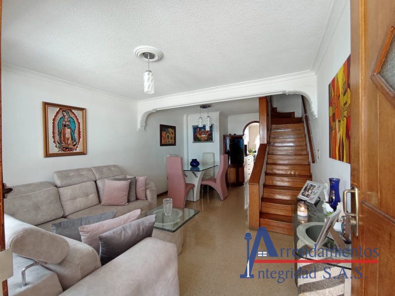 Casa en venta Antioquia Medellín Granada 95 m2 Habitaciones 4 Baños 3 Garajes 1 Precio $520000000