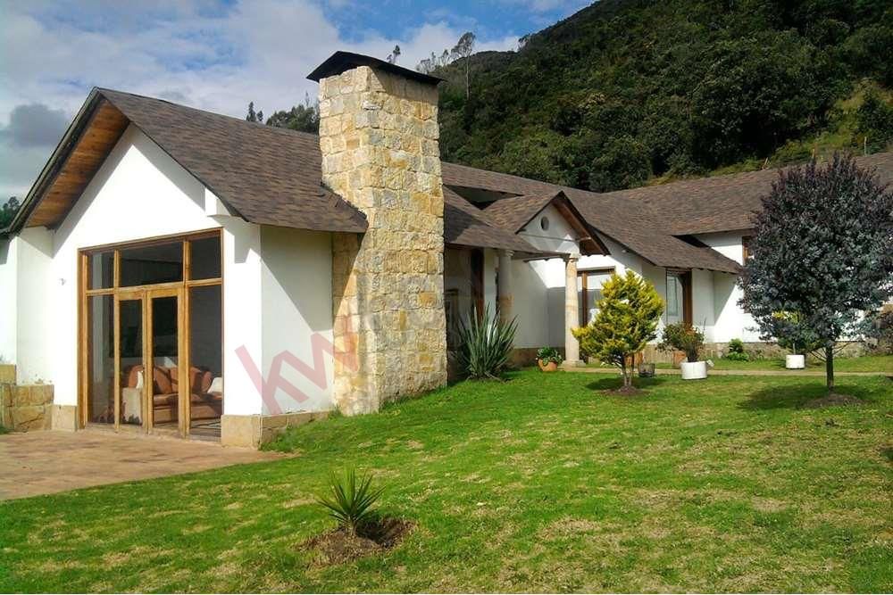 Finca en venta Cundinamarca La Calera La Calera 5127 m2 Habitaciones 3 Baños 4 Garajes 0 Precio $1200000000