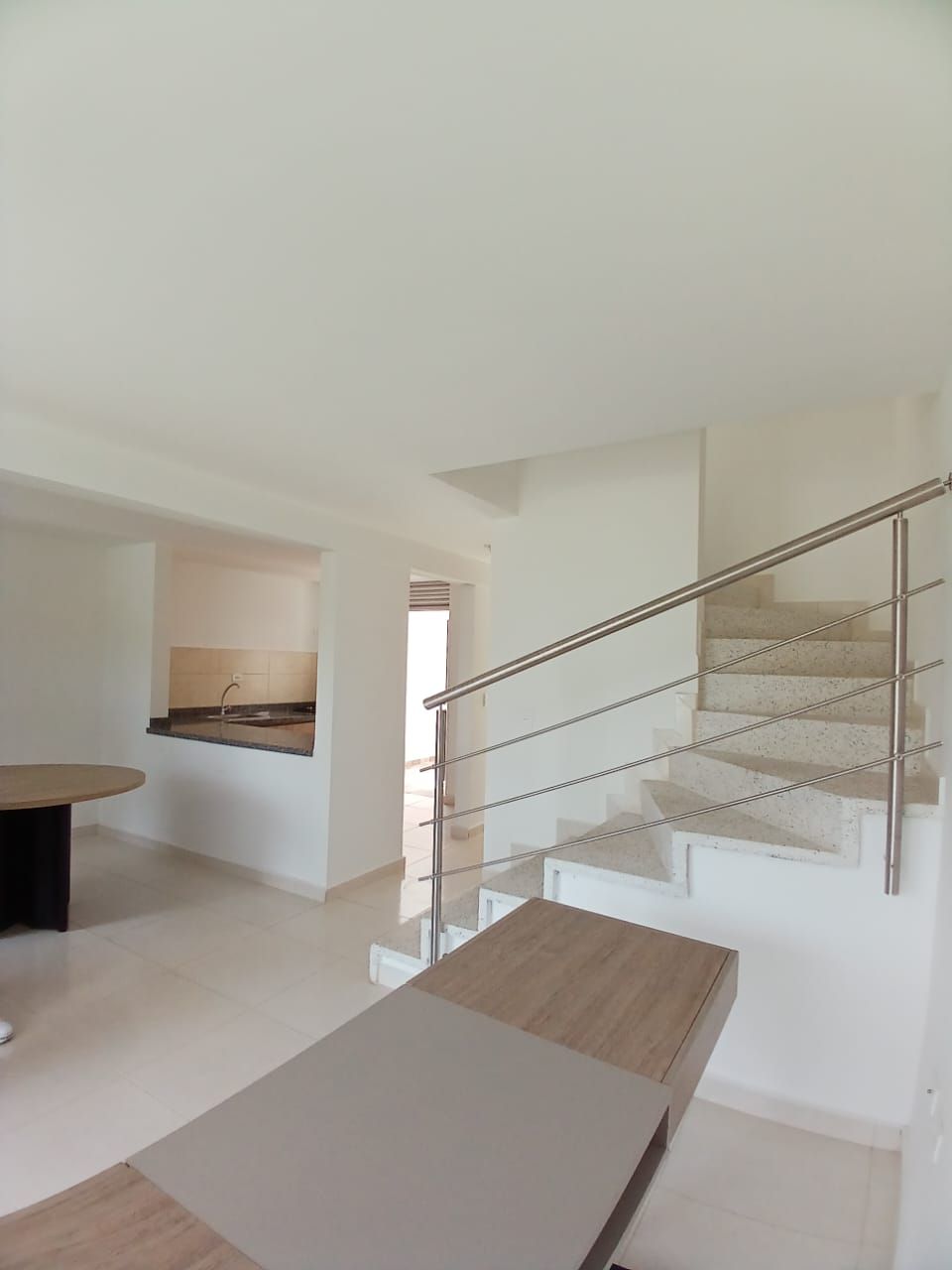 Casa en venta Risaralda Pereira Pereira 112 m2 Habitaciones 3 Baños 4 Garajes 2 Precio $490000000