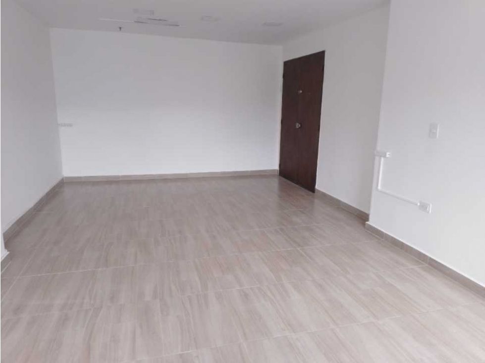 Oficina en arriendo Antioquia Medellín La Candelaria 36 m2 Habitaciones 0 Baños 0 Garajes 1 Precio $1600000