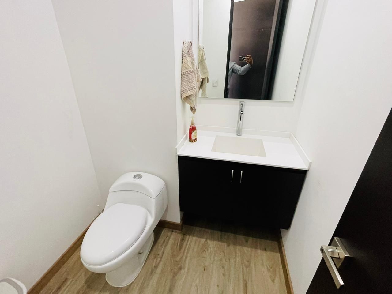 Oficina en venta Cundinamarca Bogotá La Porciuncula 57 m2 Habitaciones 0 Baños 1 Garajes 0 Precio $670000000