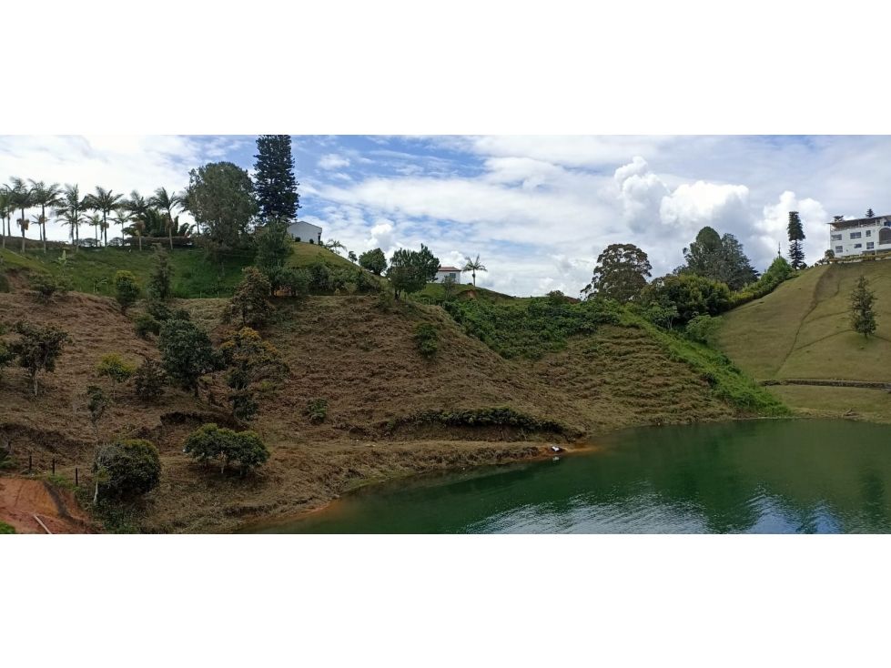 Lote en venta Antioquia Peñol Peñol 3952 m2 Habitaciones 0 Baños 10 Garajes 1 Precio $650000000