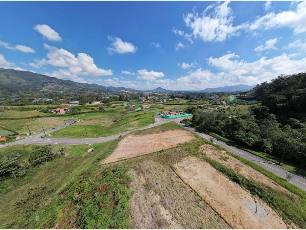 Lote en venta Antioquia La Ceja La Ceja 1802 m2 Habitaciones 0 Baños 0 Garajes 0 Precio $860000000
