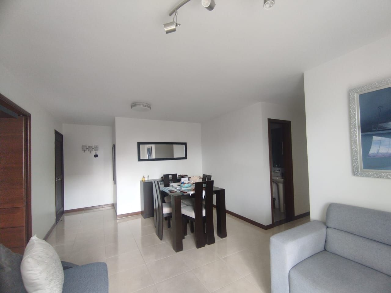 Apartamento en arriendo o venta Risaralda Pereira Los Angeles 45 m2 Habitaciones 2 Baños 2 Garajes 2 Precio venta $350000000 Precio arriendo $2300000