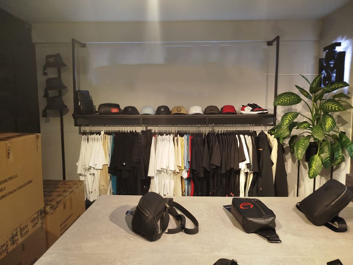 Local en venta Antioquia Medellín Altos Del Poblado 78 m2 Habitaciones 0 Baños 10 Garajes 1 Precio $420000000